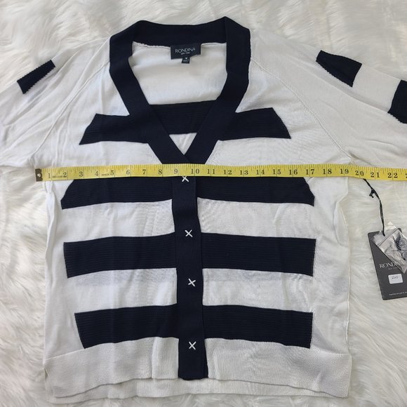 Rondina Etcetera V-Neck Cardigan Sweater - Picture 3 of 9